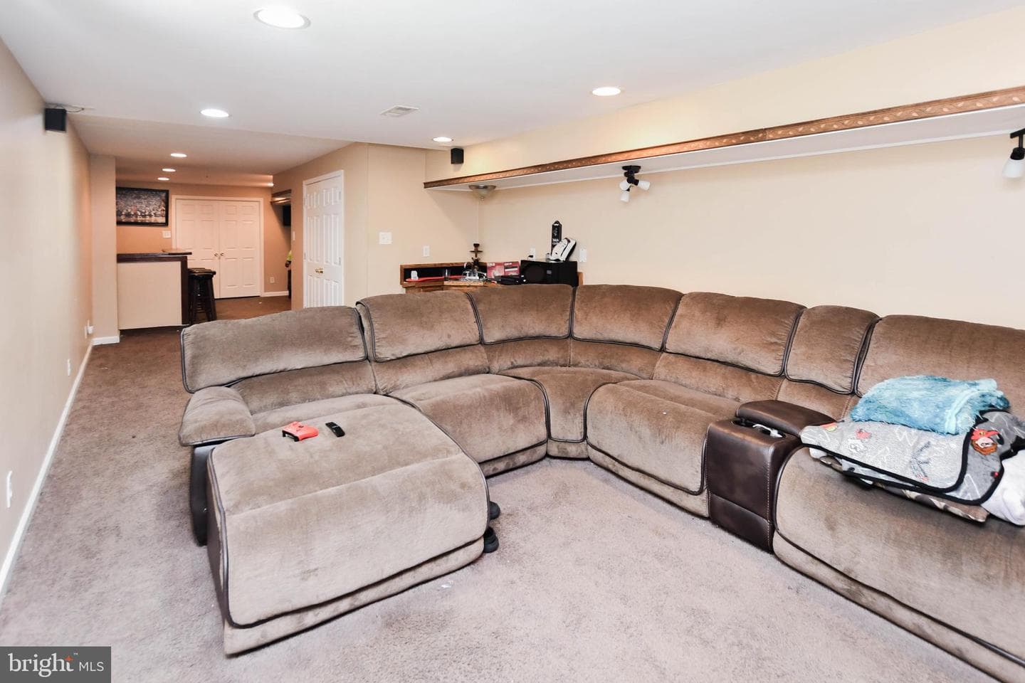 2406 Berry Thicket Court photo 14