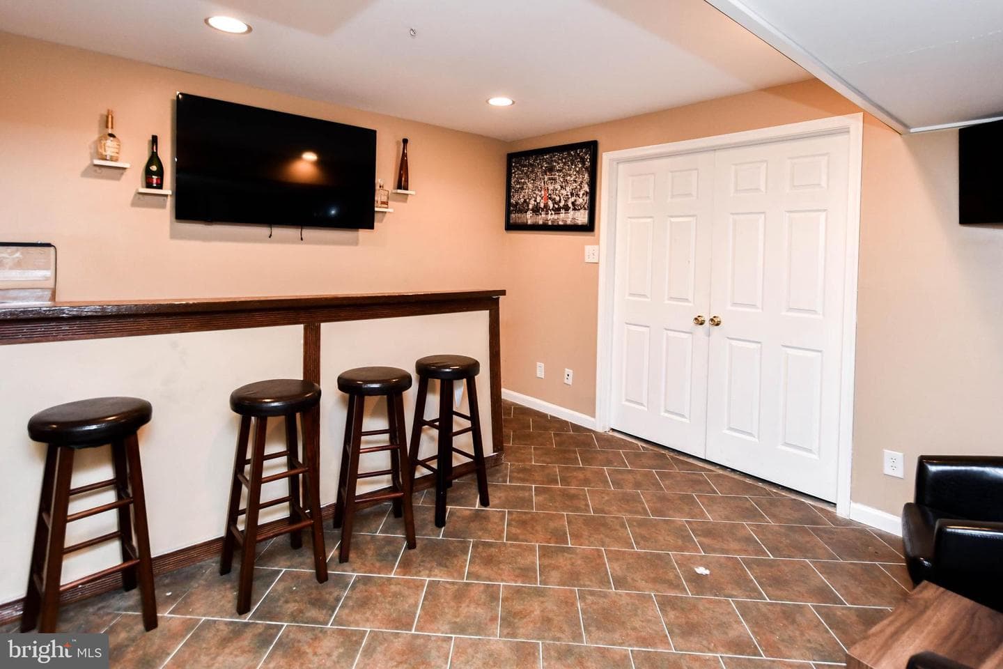 2406 Berry Thicket Court photo 17