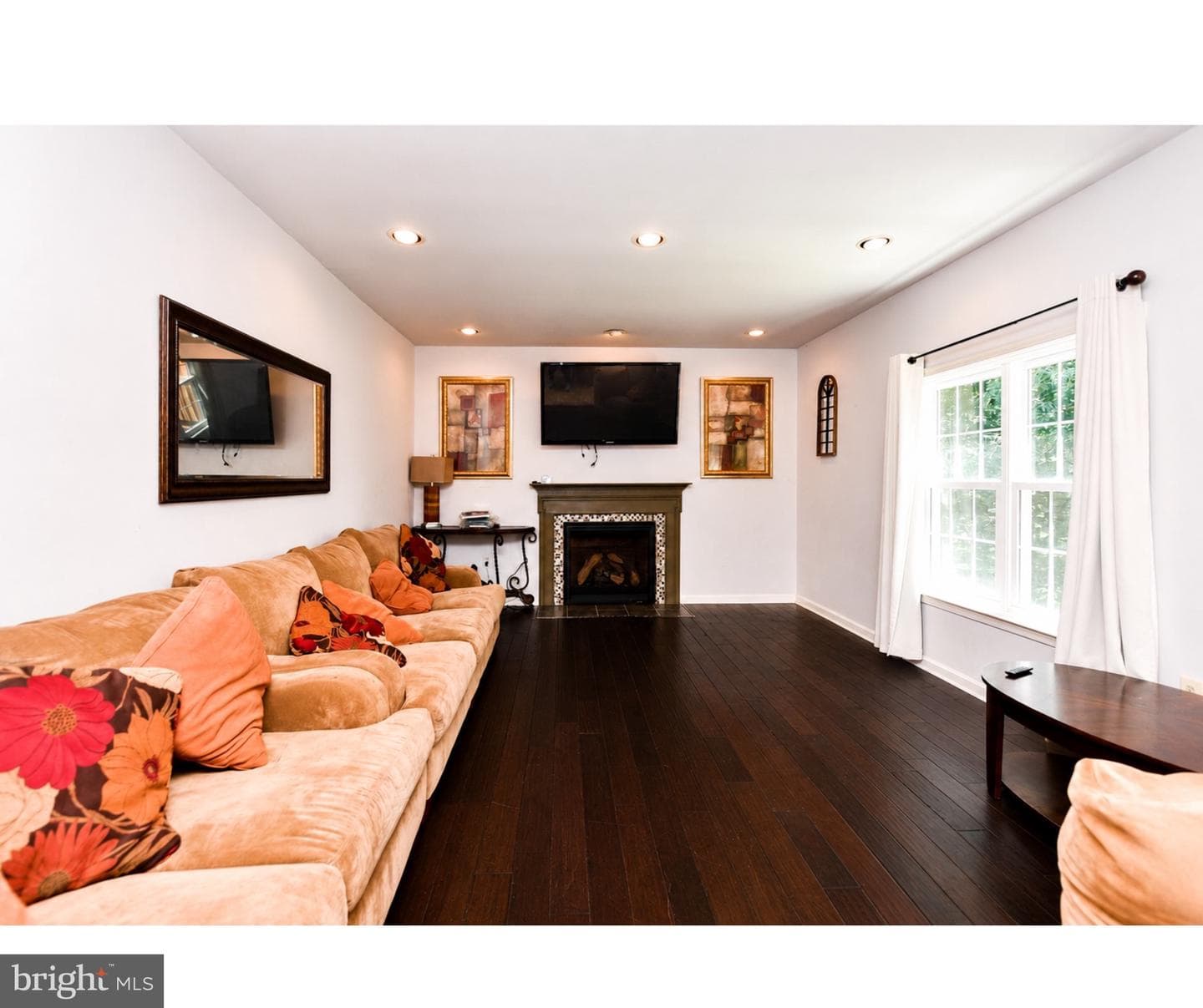2406 Berry Thicket Court photo 6