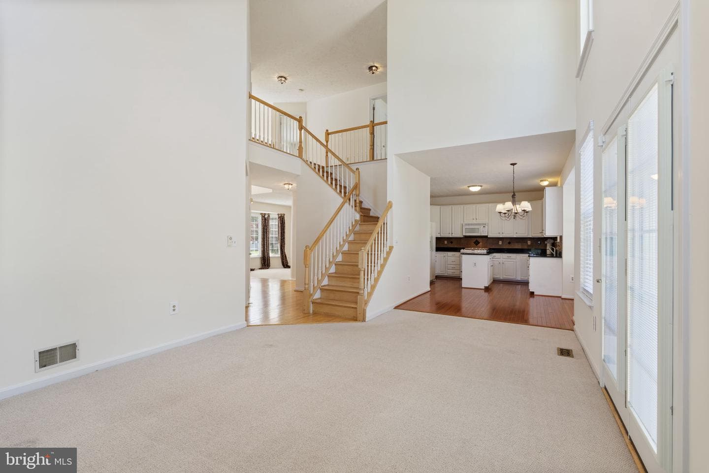 2372 Albany Way photo 8