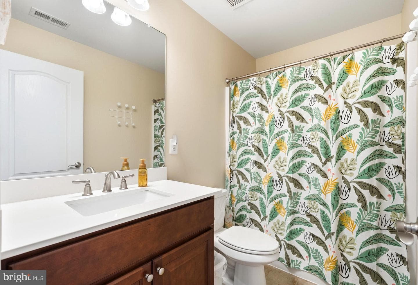 17123 Sweetwater Court photo 36