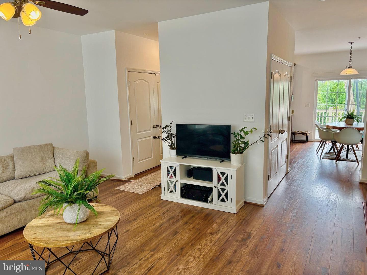 5323 Rockingham Place photo 10