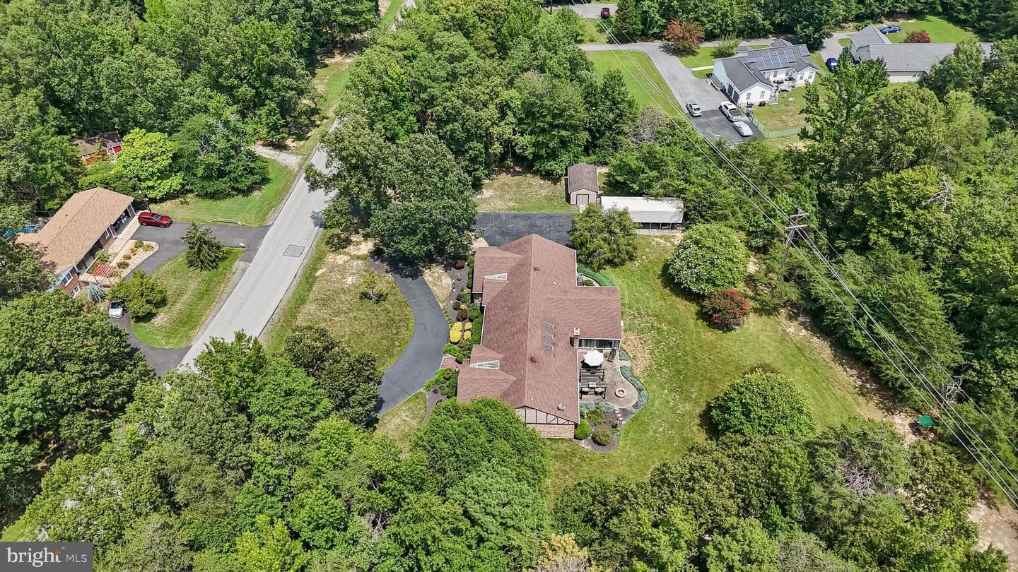 10555 Prince Charles Drive photo 5