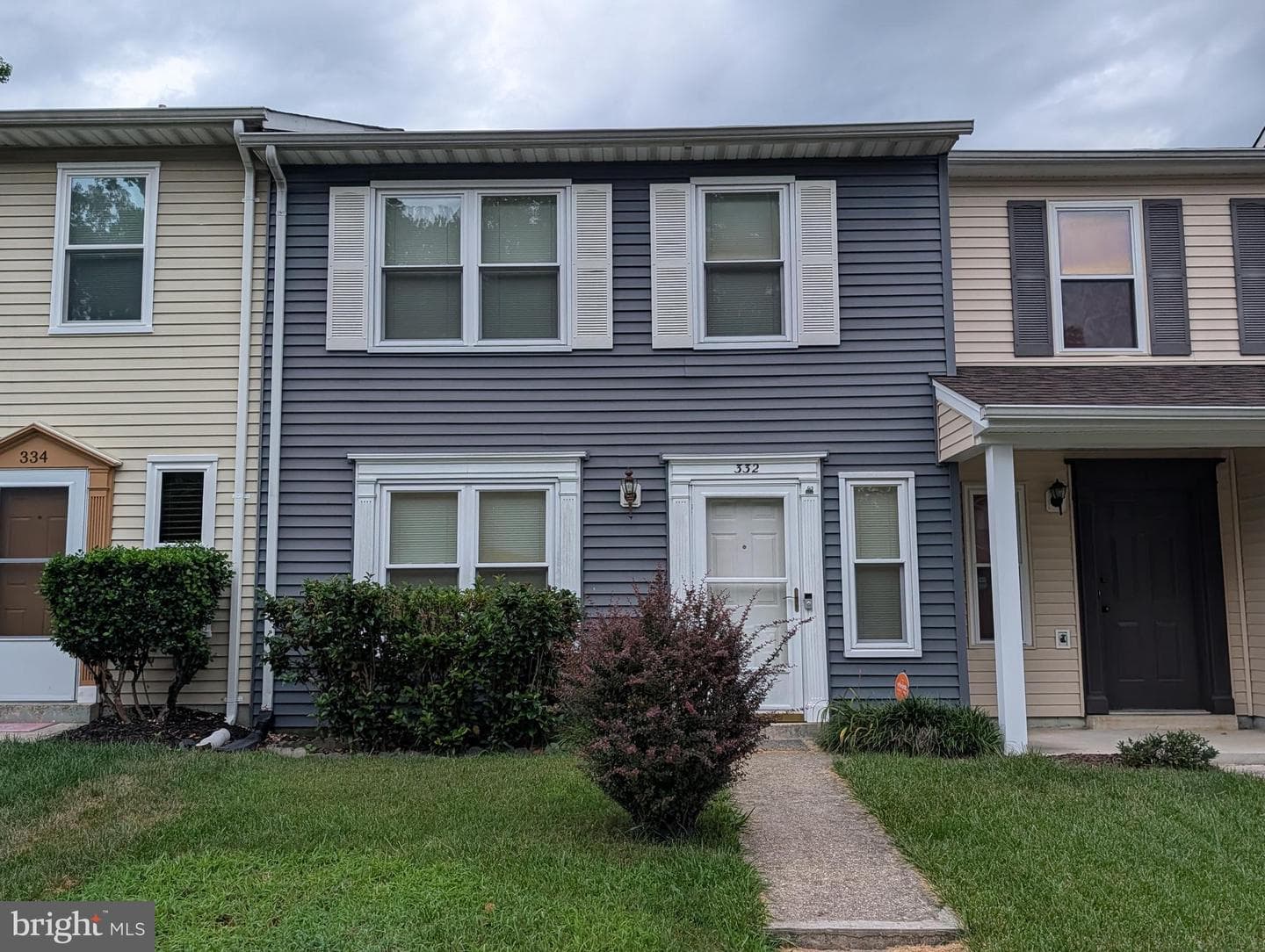 332 Woodside Place photo 1