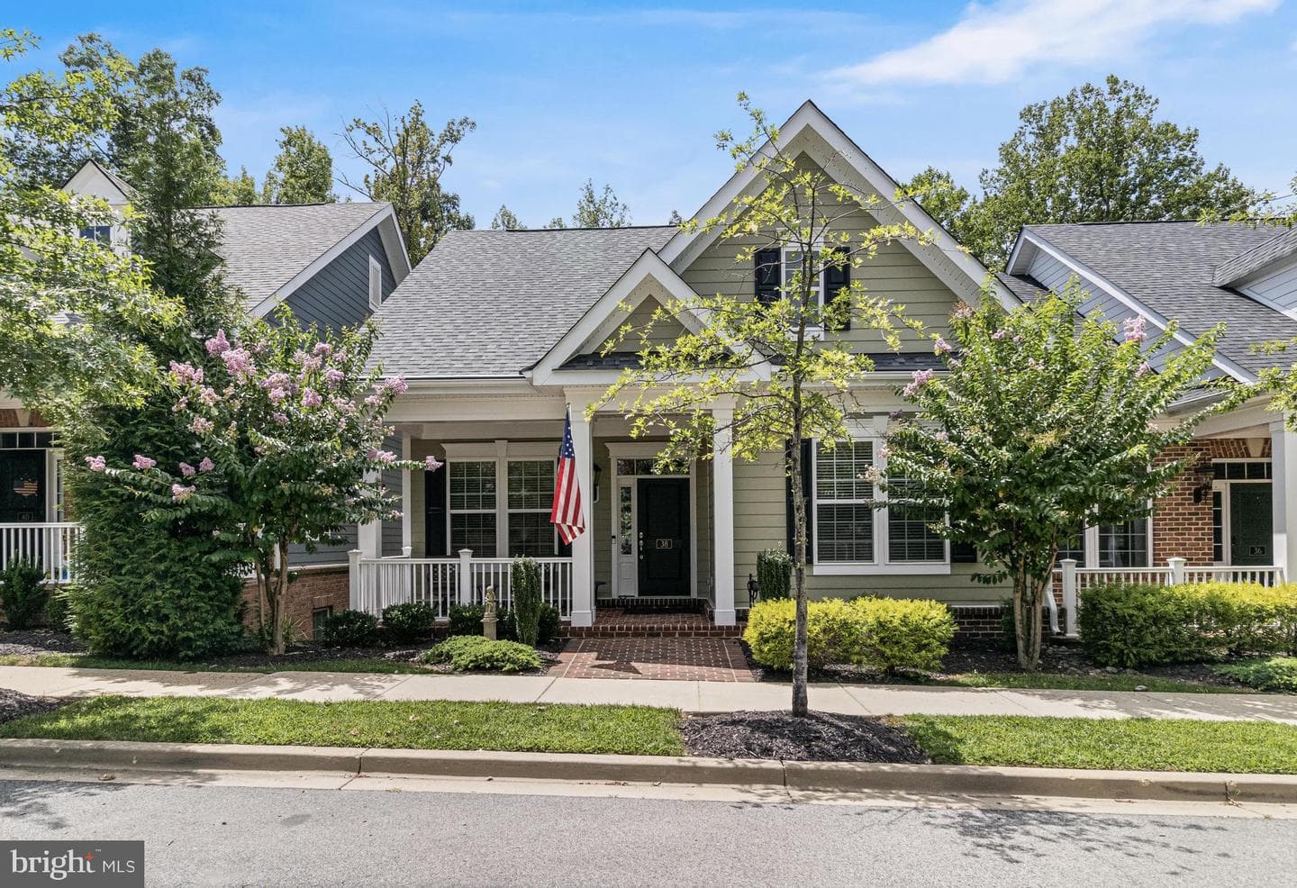 38 Derby Drive photo 1