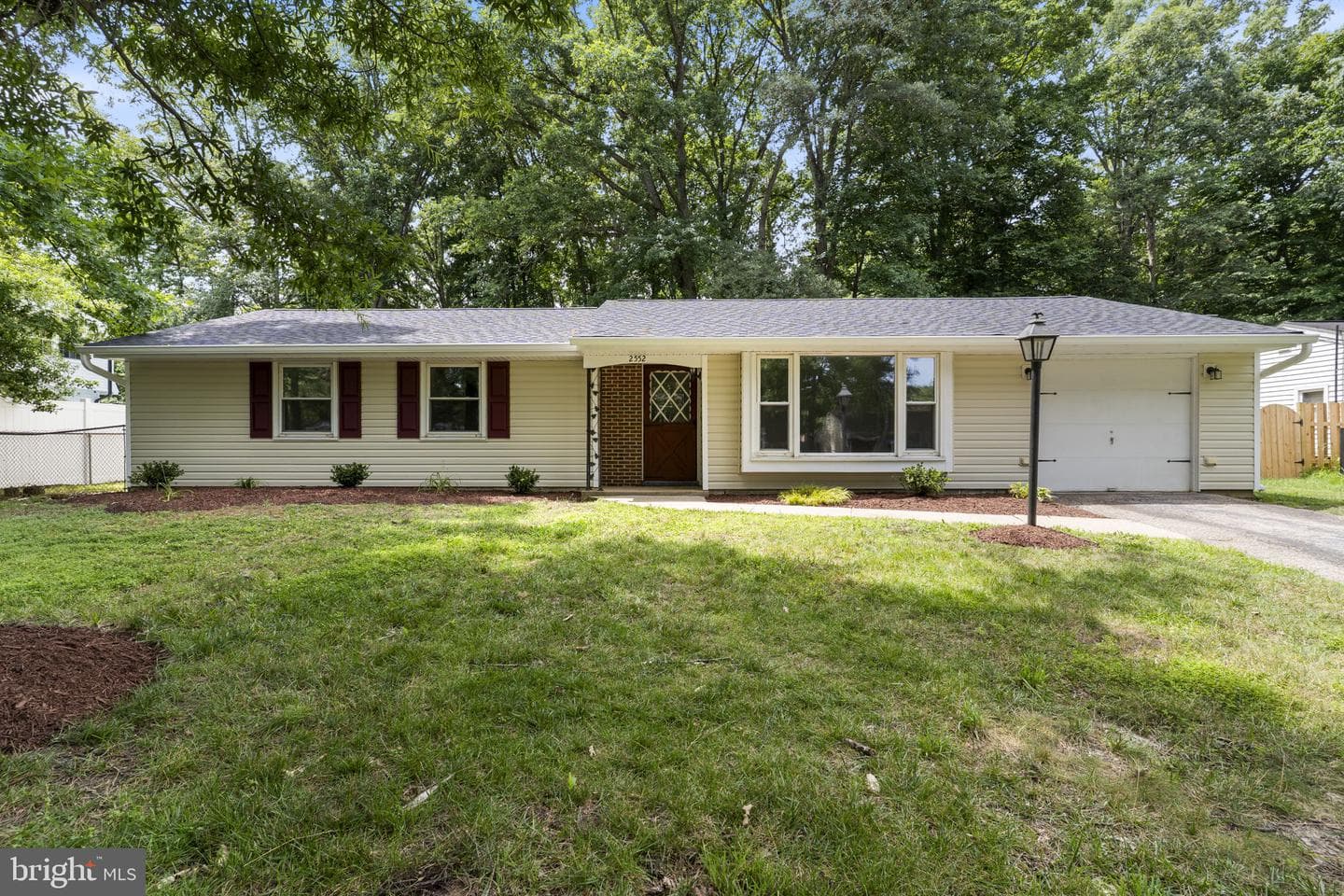 2552 Lisa Drive photo 1
