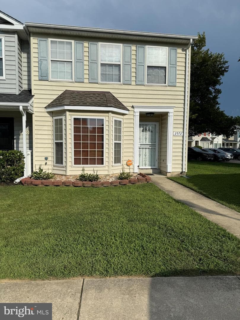 2572 Enterprise Place photo 1