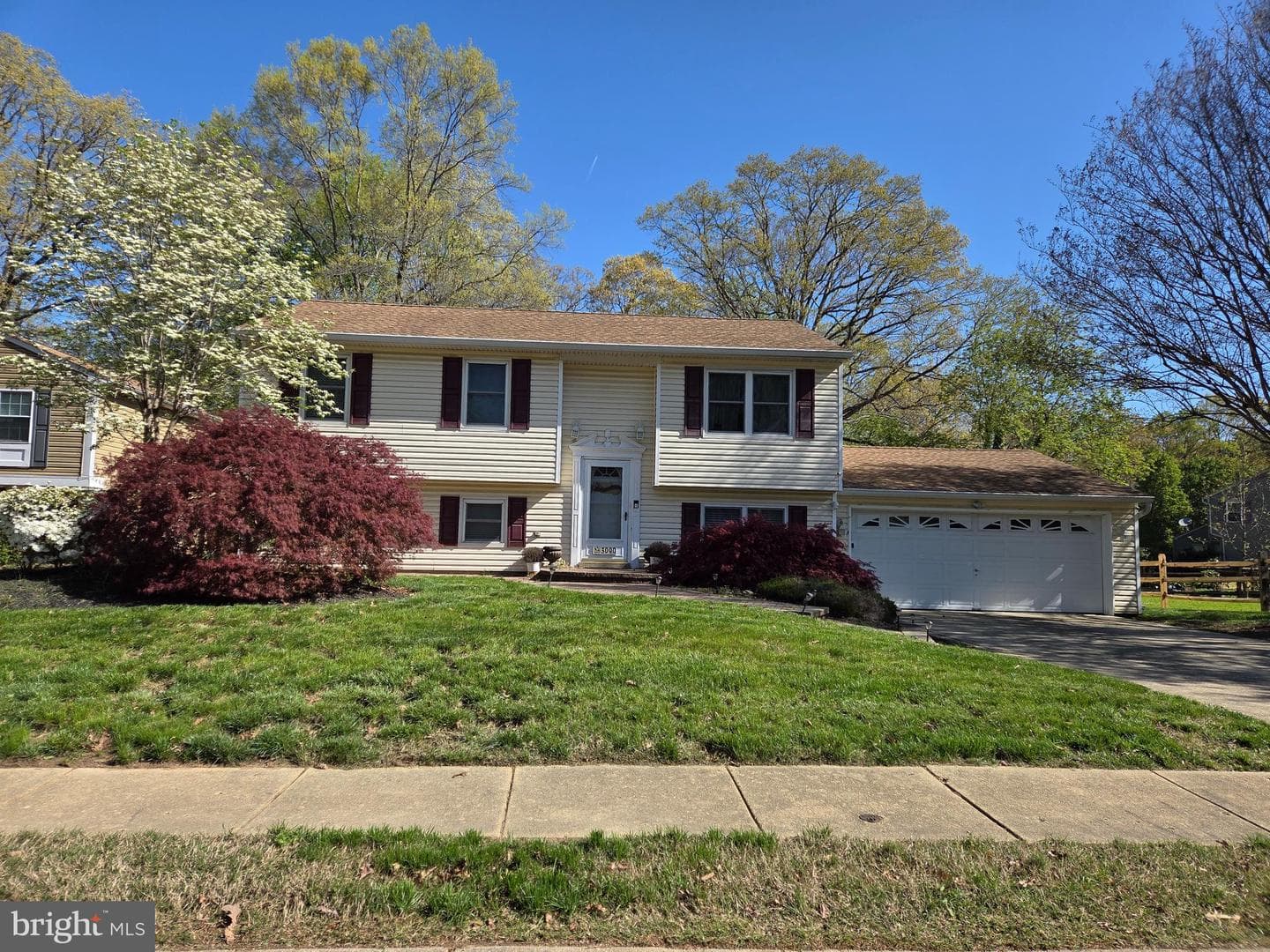 3090 Huntington Circle photo 1