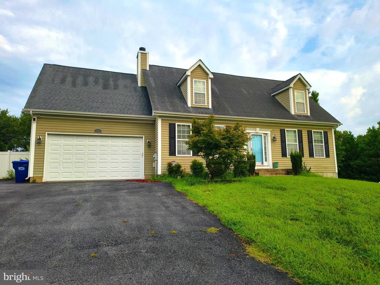 7065 Quicktree Farm Court photo 1