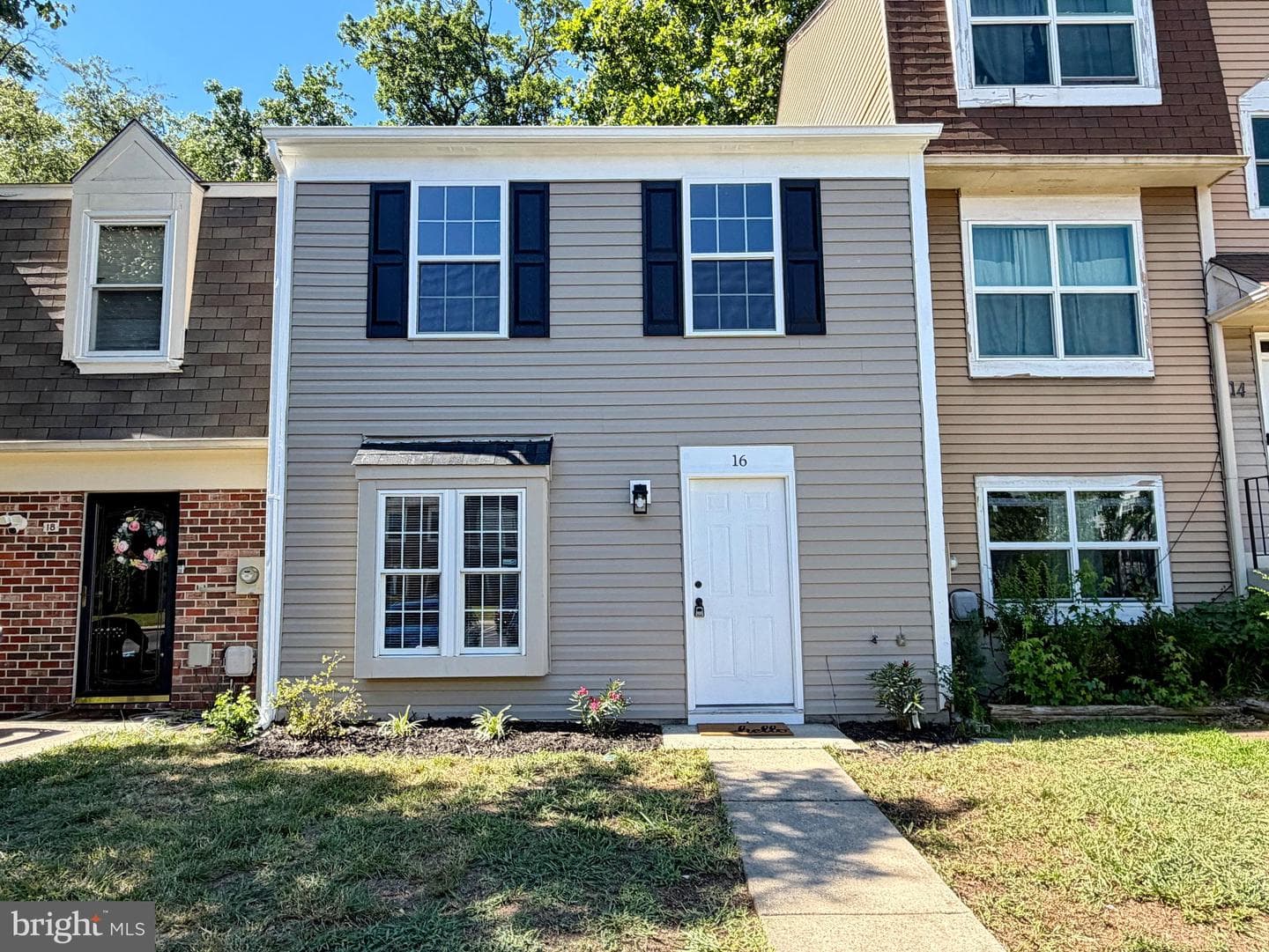 16 Chinaberry Lane photo 1