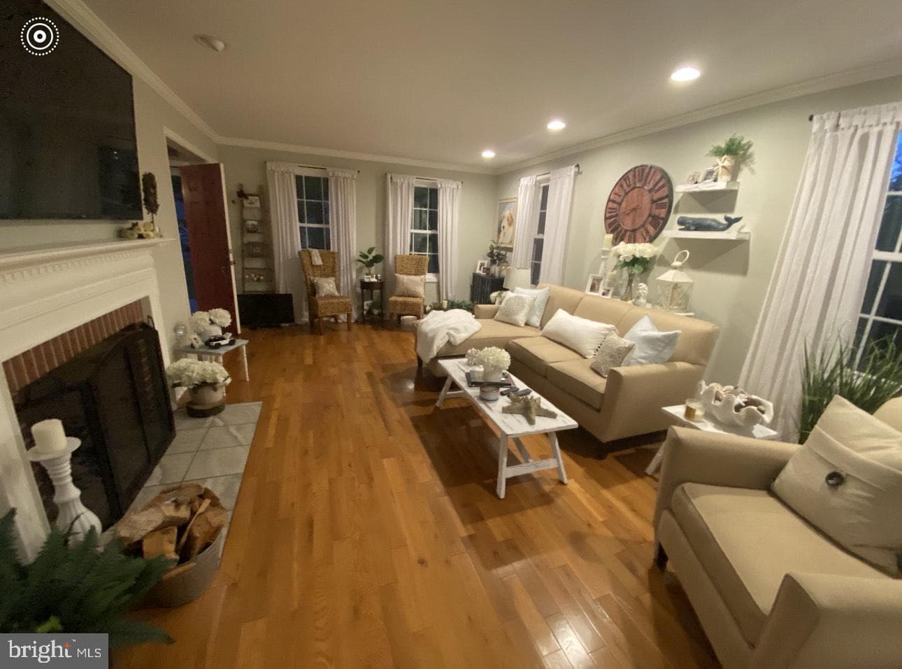 107 Ellerslie Court photo 3