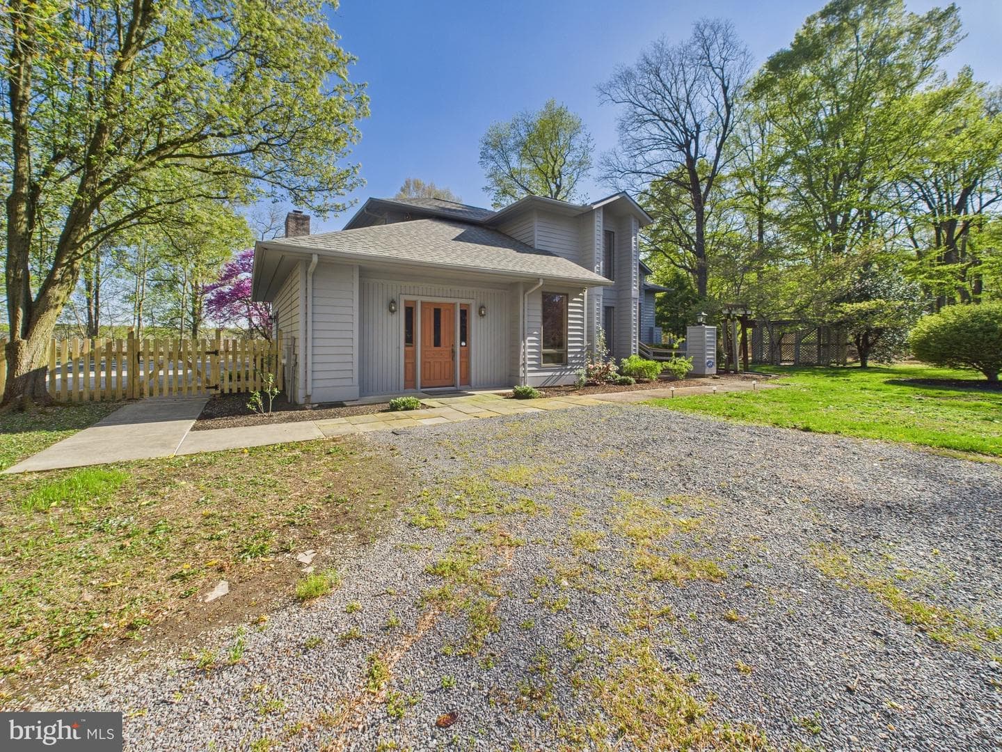 8816 Dorothy Lane photo 67