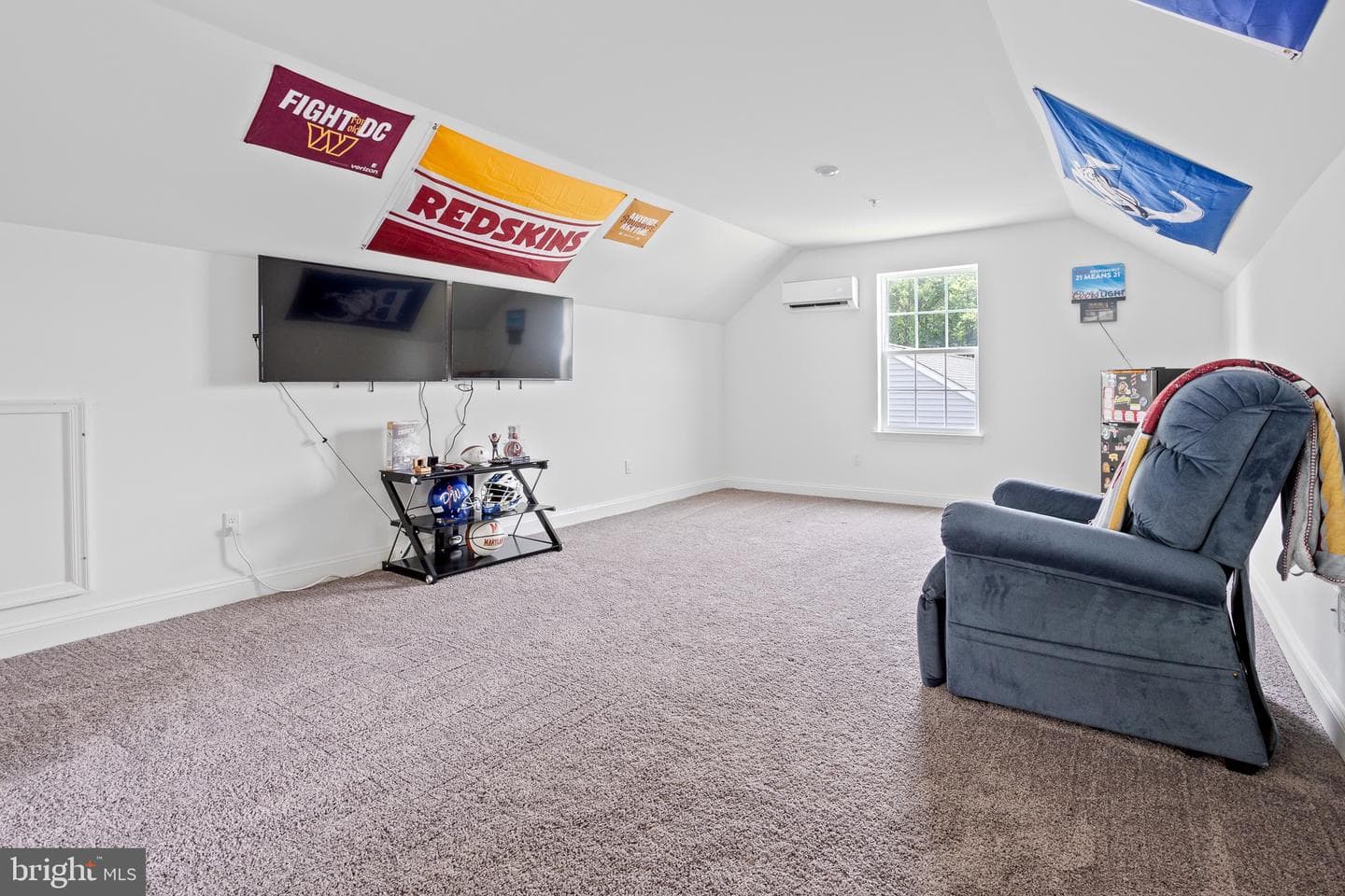 333 Morning Glory Drive photo 6