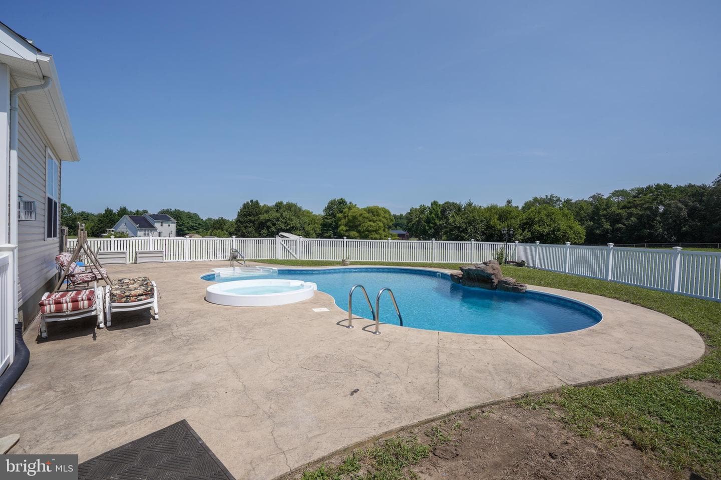 26674 Bentley Place photo 21