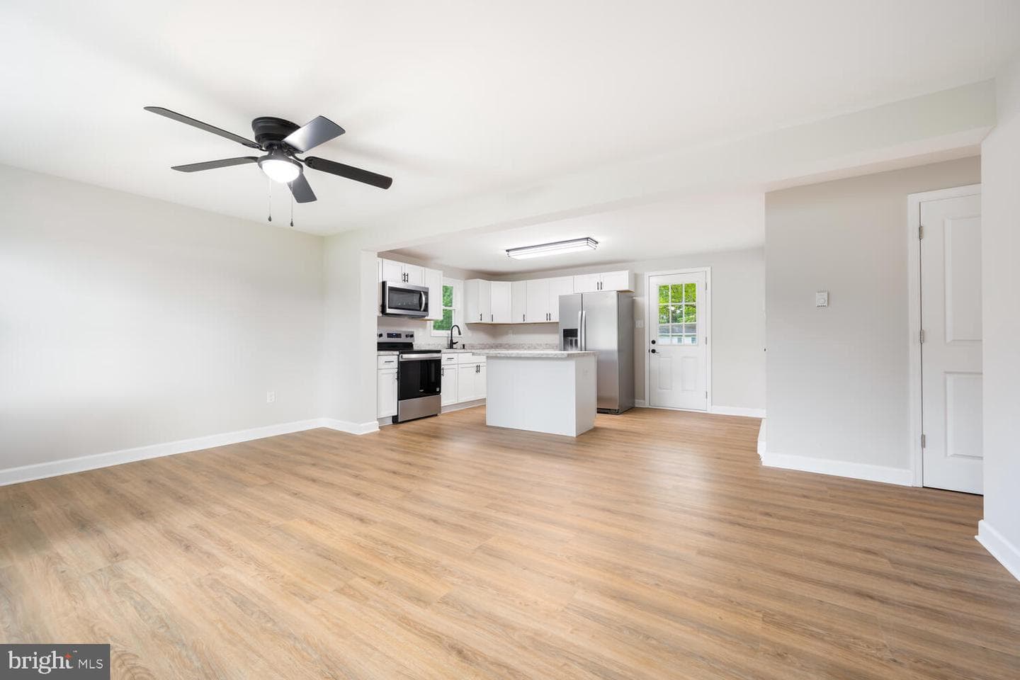 14 N Maple Street photo 4