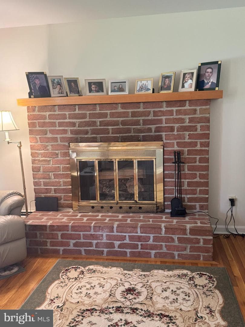 8 W Liberty Street photo 17