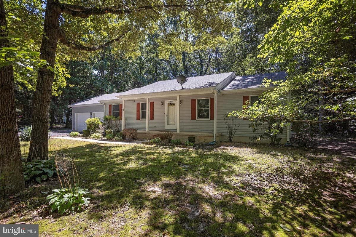 25291 Calvert Drive photo 4