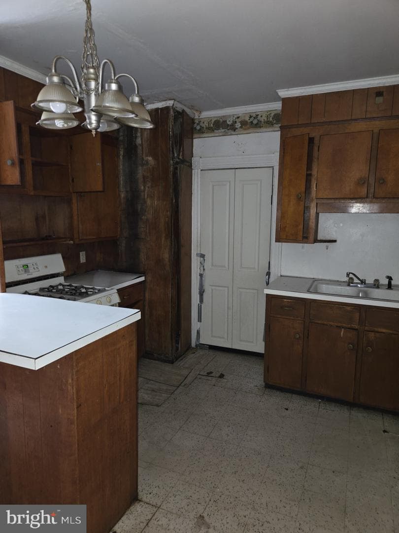 208 Main Street photo 8