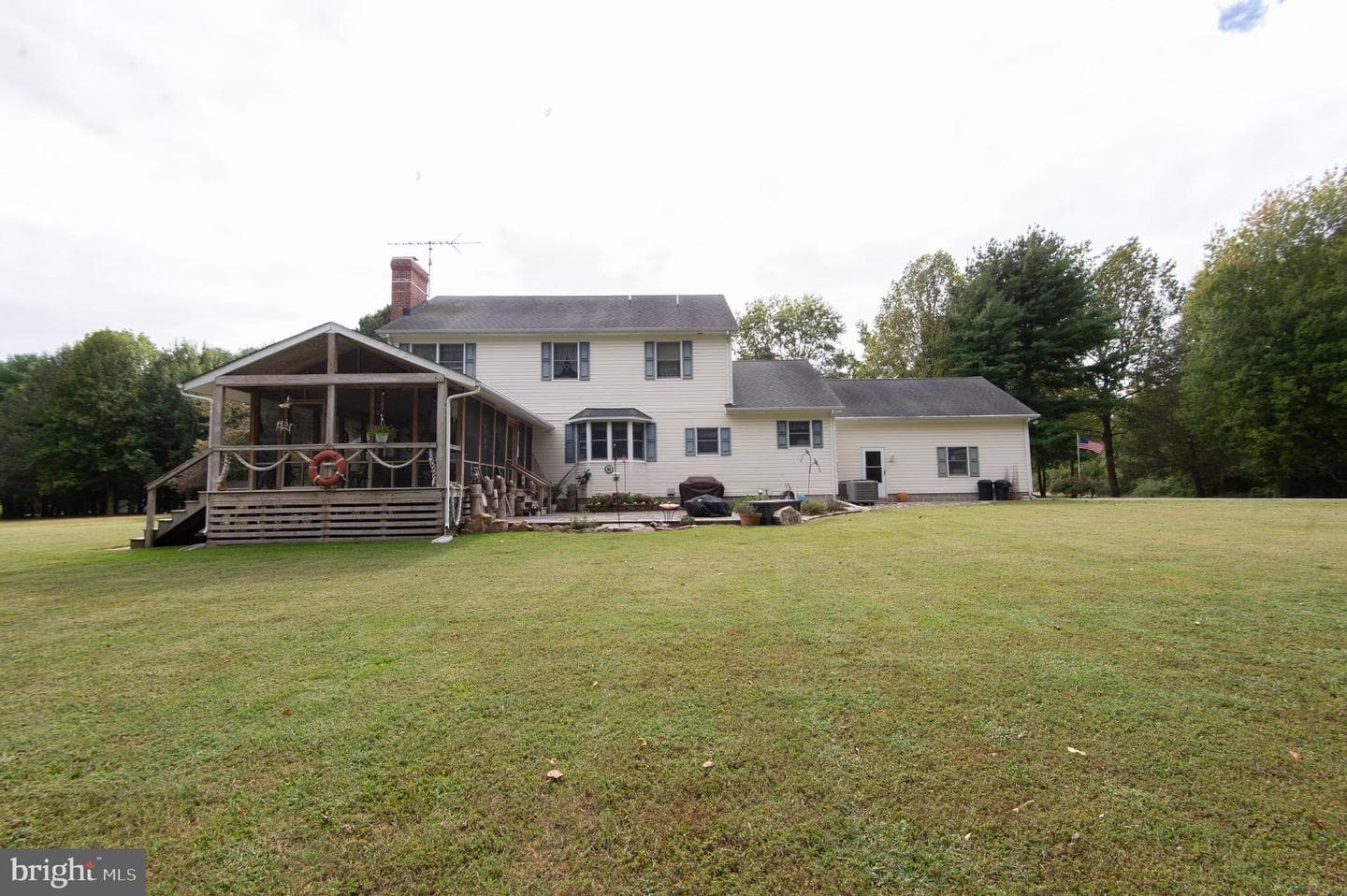 24276 Asbury Drive photo 4