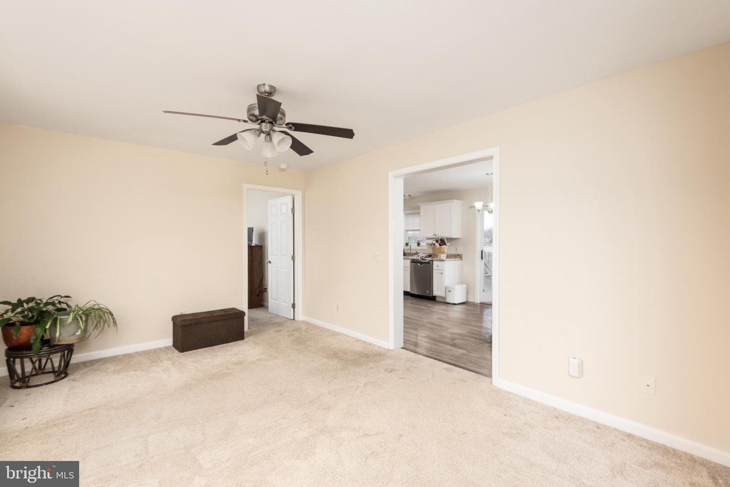 1 Oakview Court photo 6