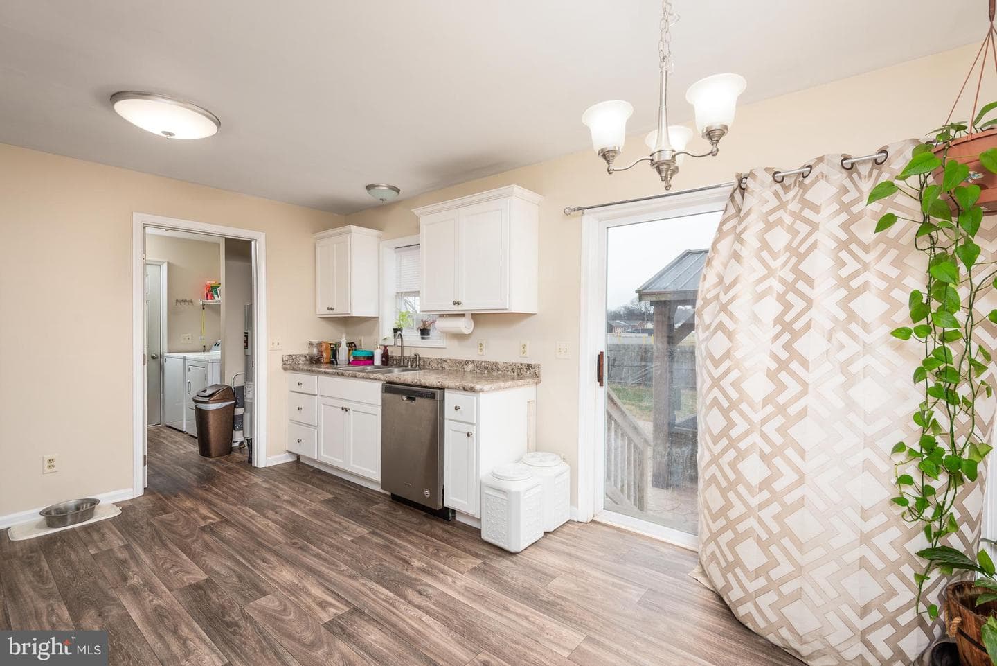 1 Oakview Court photo 9