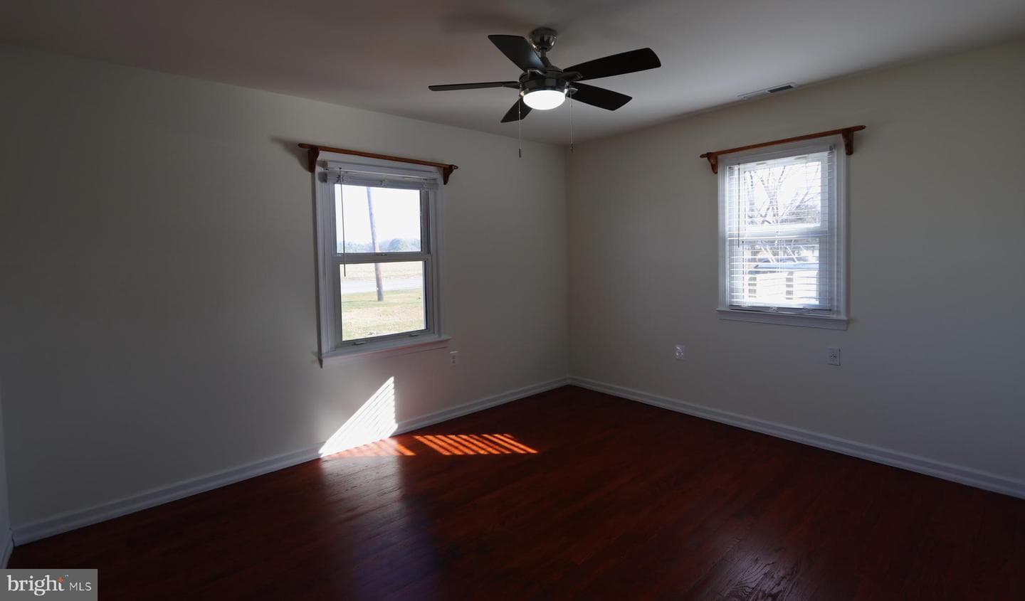 12658 Oakland photo 17