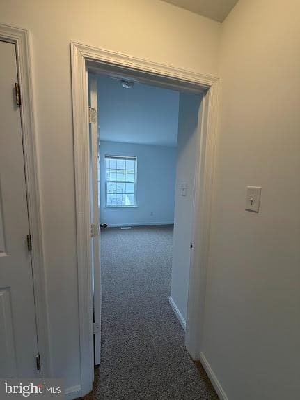 515 Vaughn Avenue photo 3