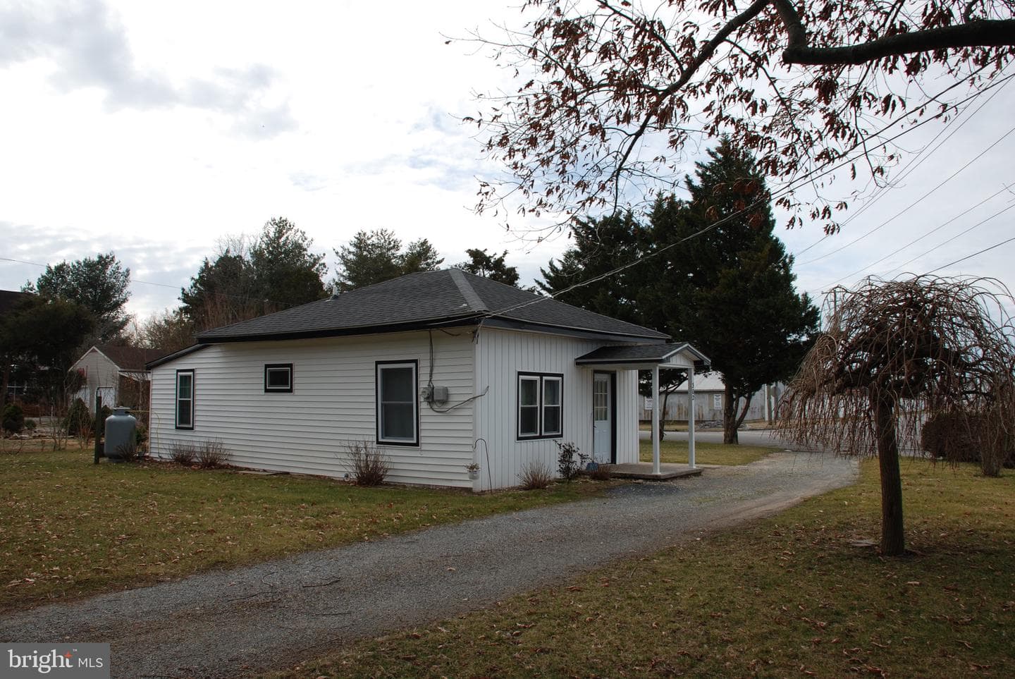 302 W Railroad Avenue photo 1