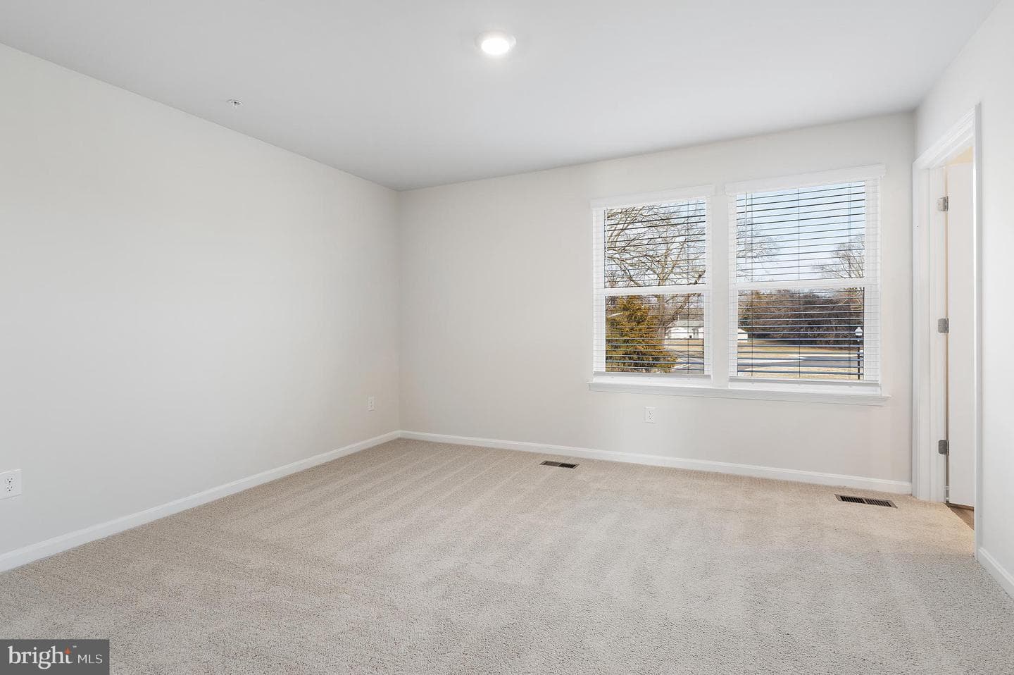 163 Riverwalk Terrace photo 17