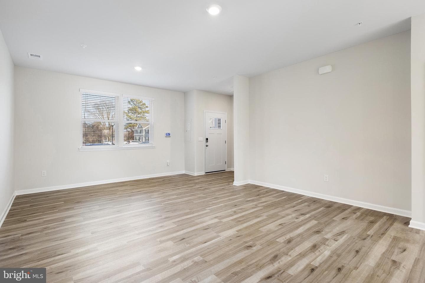 163 Riverwalk Terrace photo 5