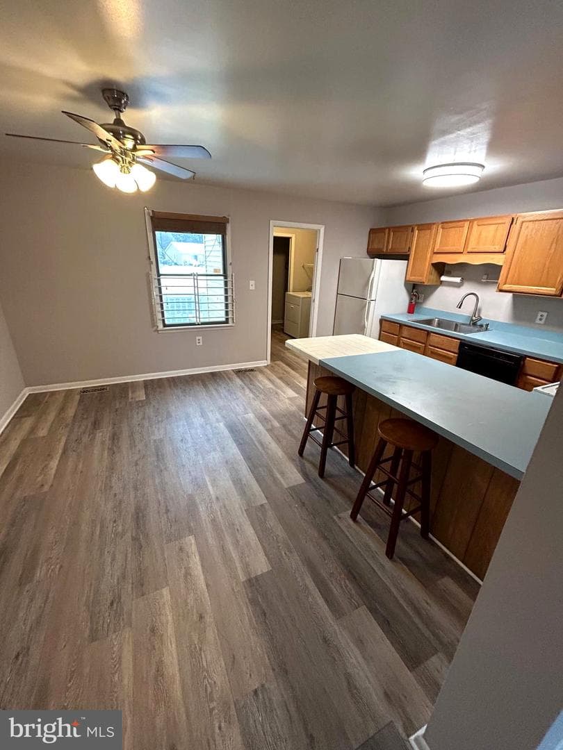 341 Academy Avenue photo 4