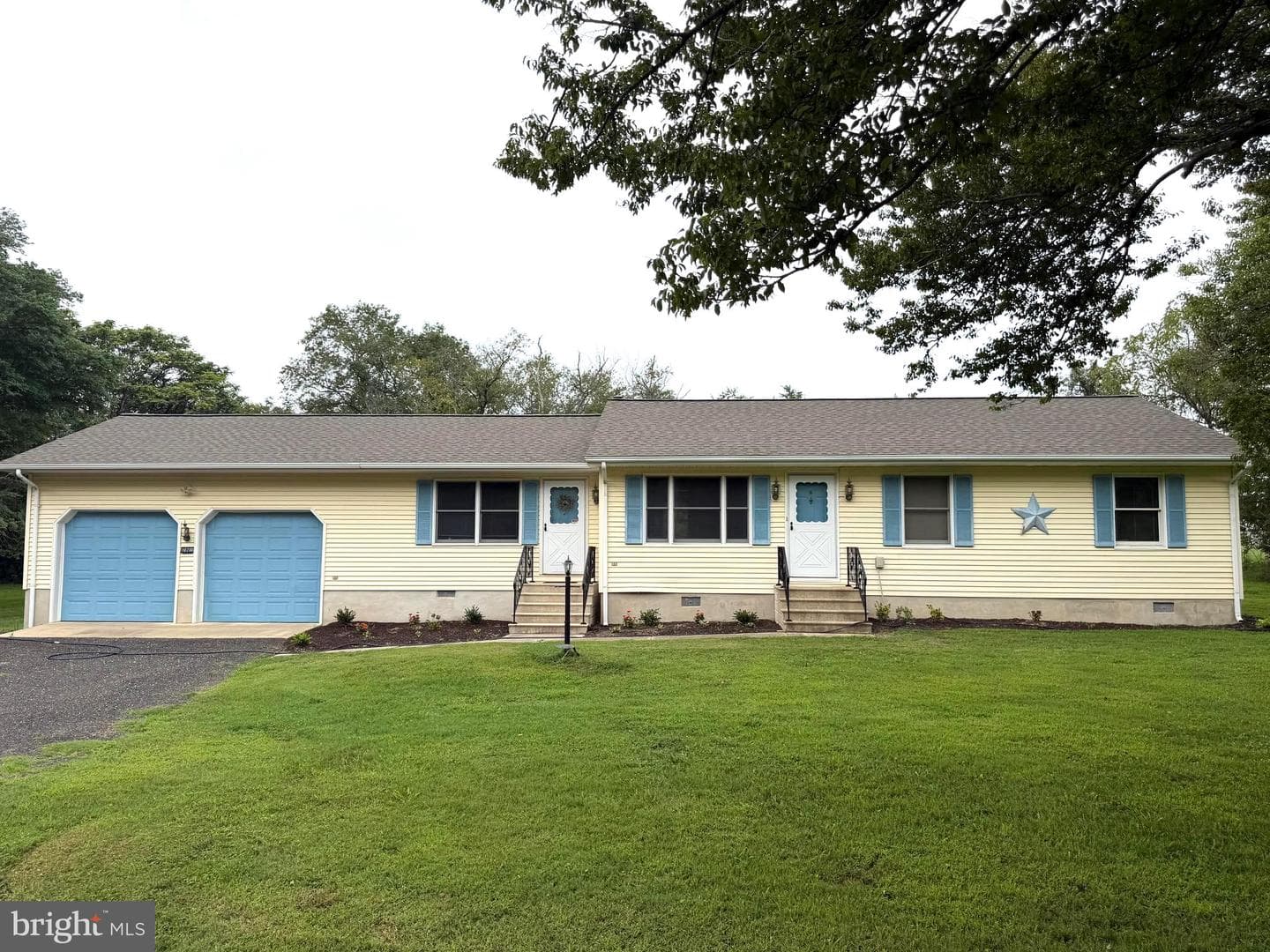 10280 Log Cabin Road photo 1