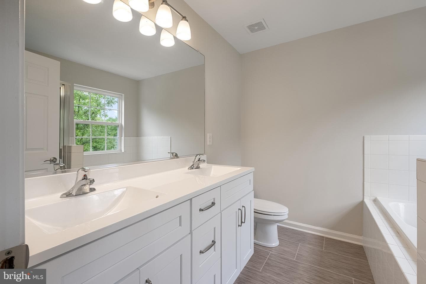 1624 Blue Heron Drive photo 17