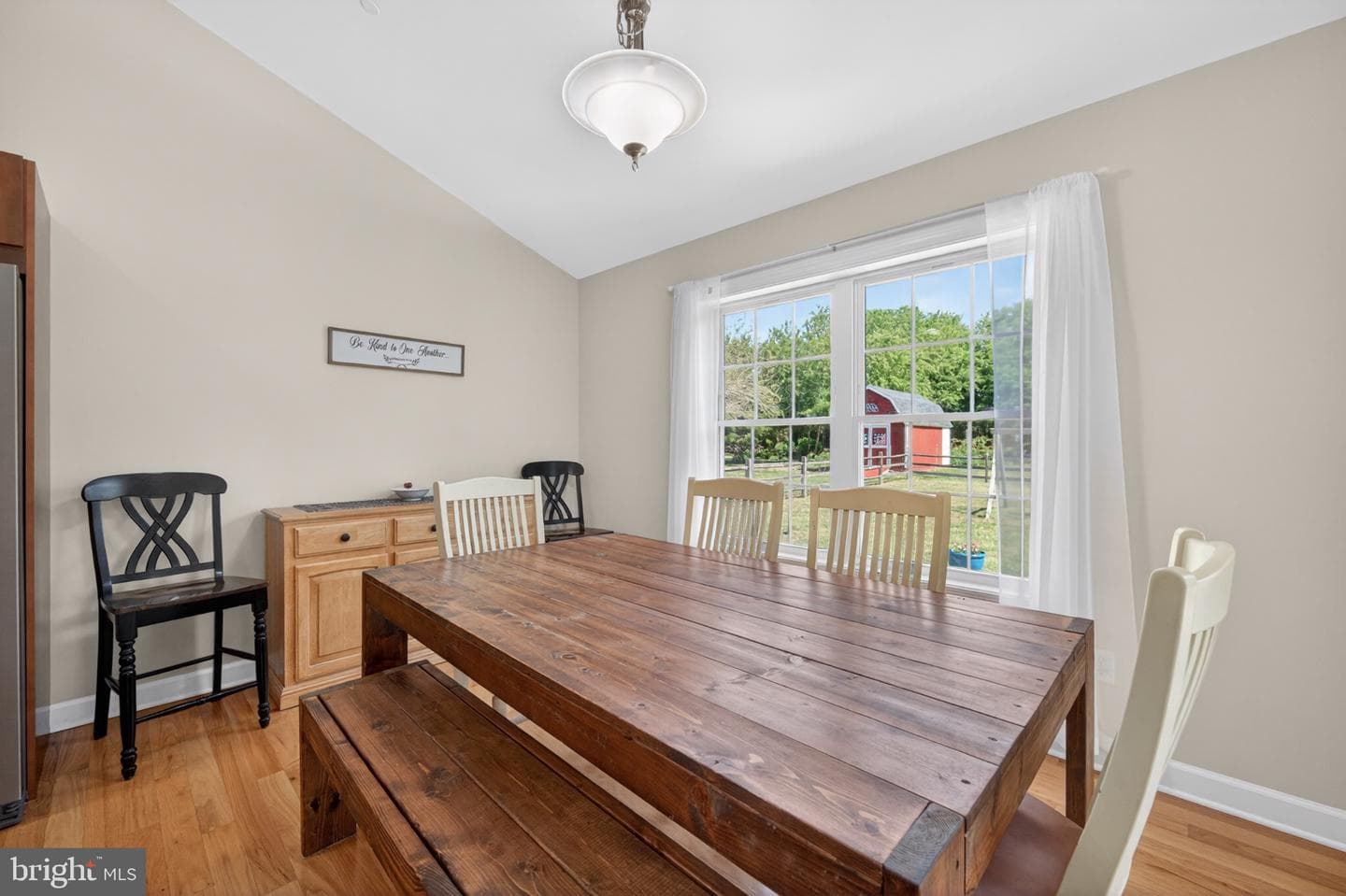23283 Magnolia Hills Road photo 16