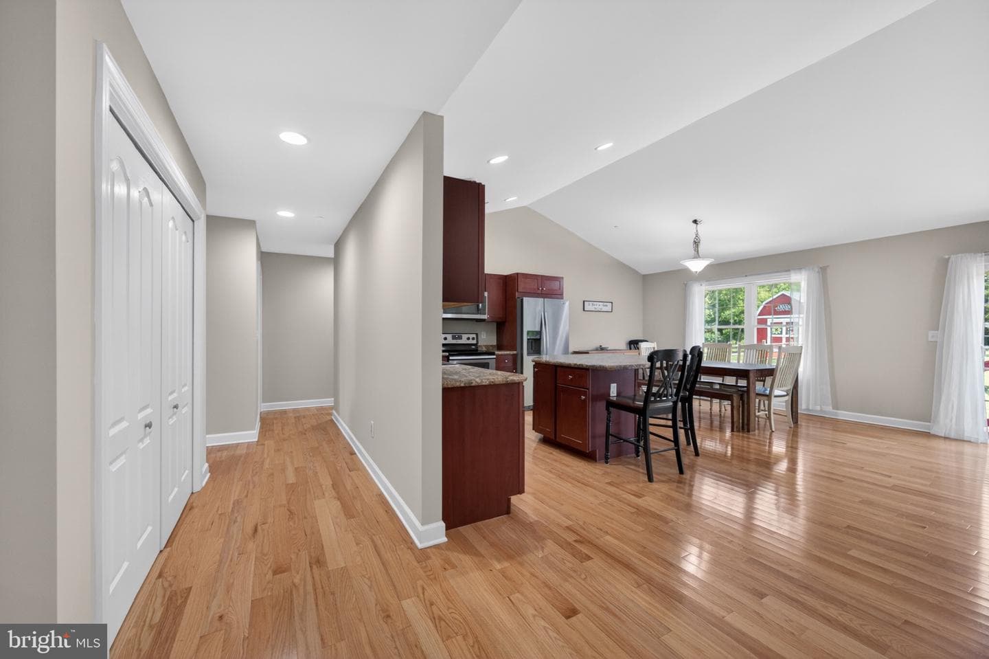 23283 Magnolia Hills Road photo 9