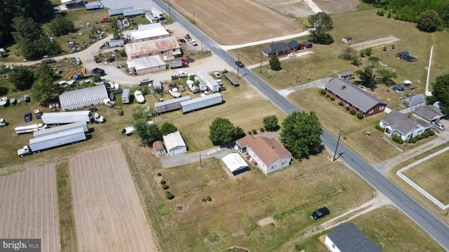 3894 Old Denton Road photo 21