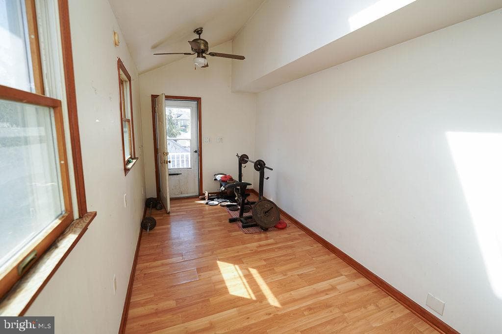 212 Main Street photo 33