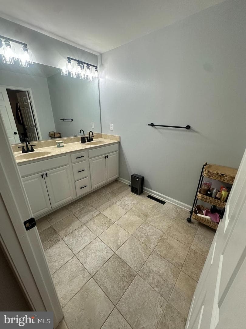 5 Seward Road photo 23