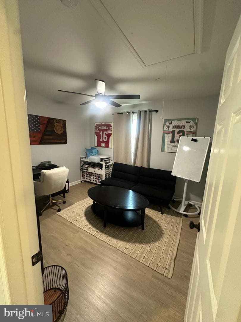 5 Seward Road photo 26