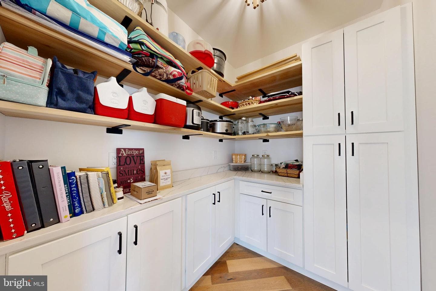 23730 Henry Road photo 13