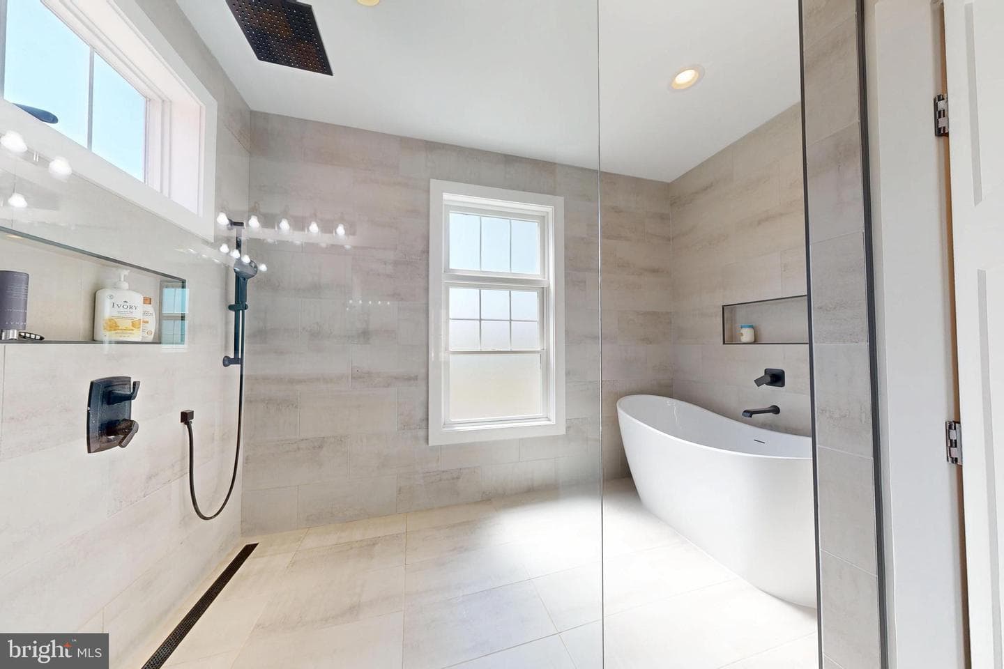 23730 Henry Road photo 18