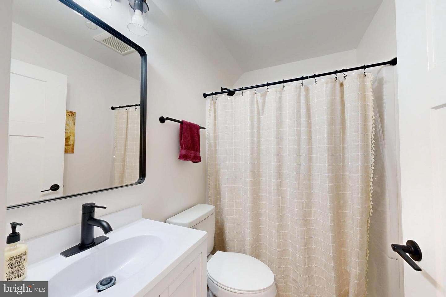 23730 Henry Road photo 22