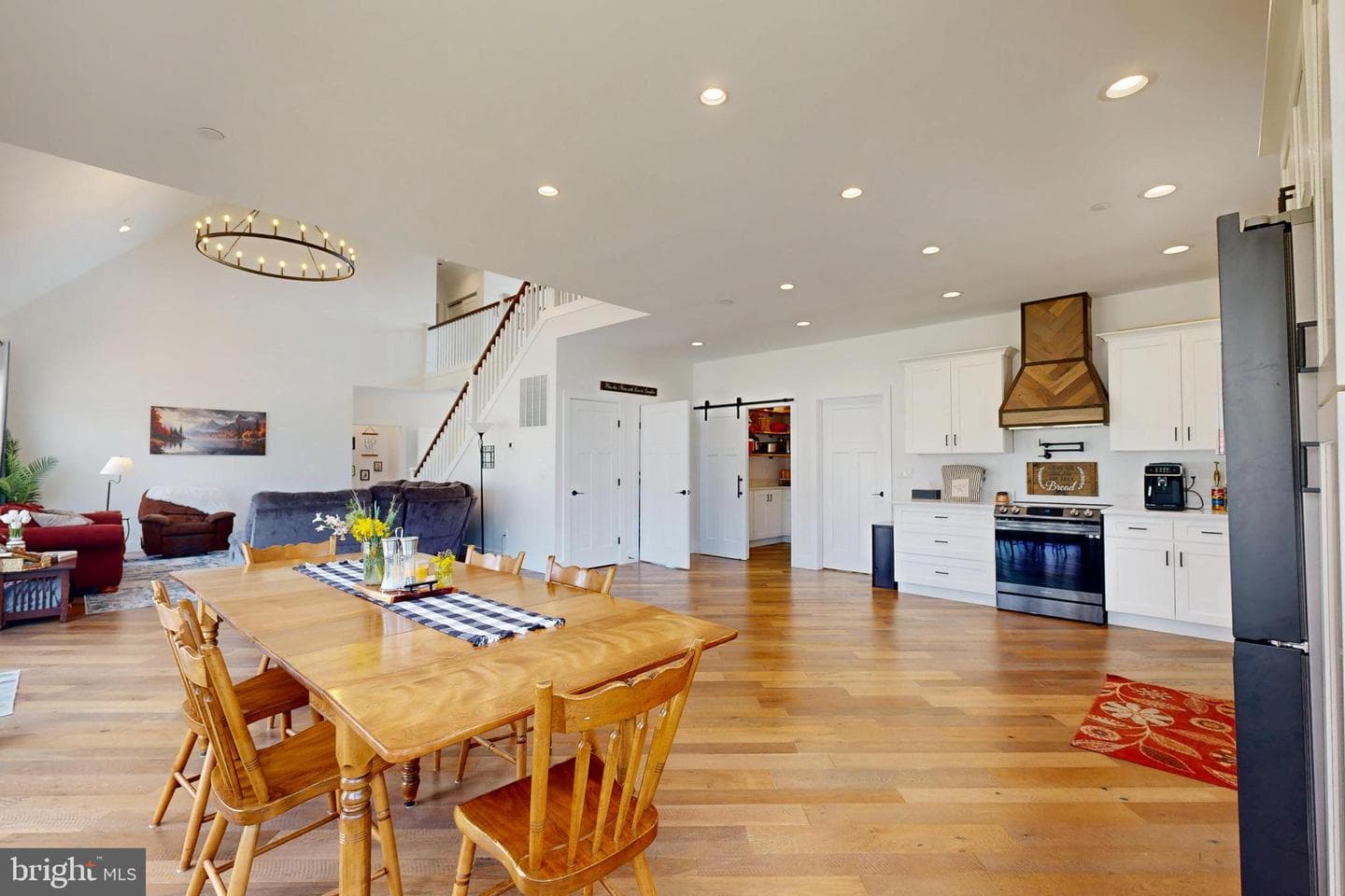 23730 Henry Road photo 7