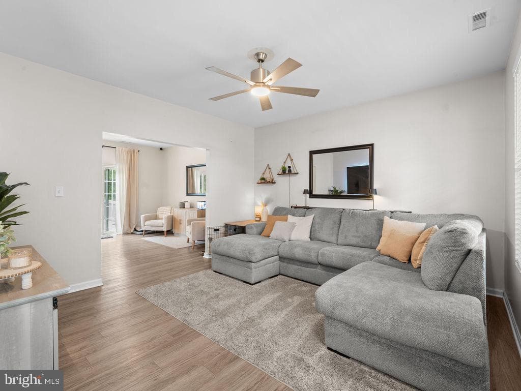 1309 Fairfield Court photo 12