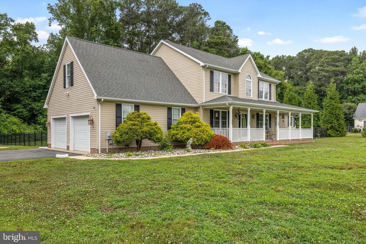 8590 Briar Patch Drive photo 3