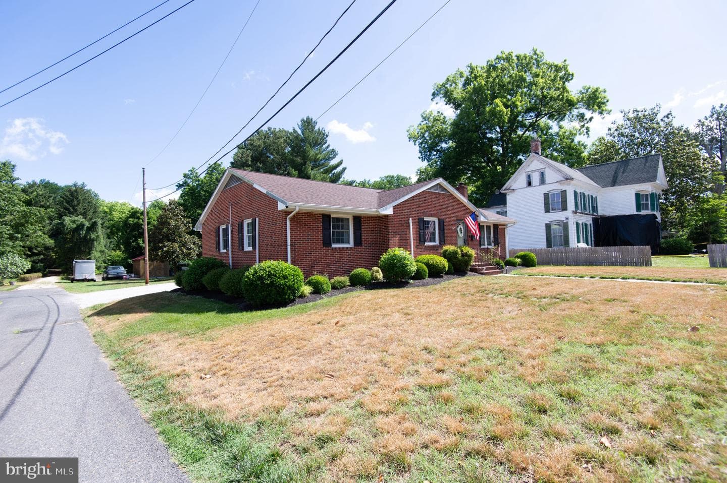 129 Bloomingdale Avenue photo 3