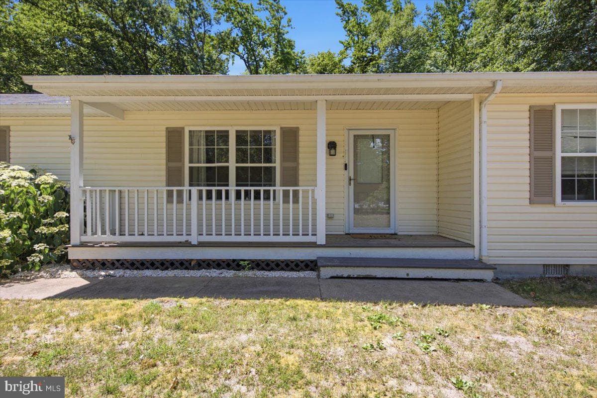25389 Kent Street photo 18