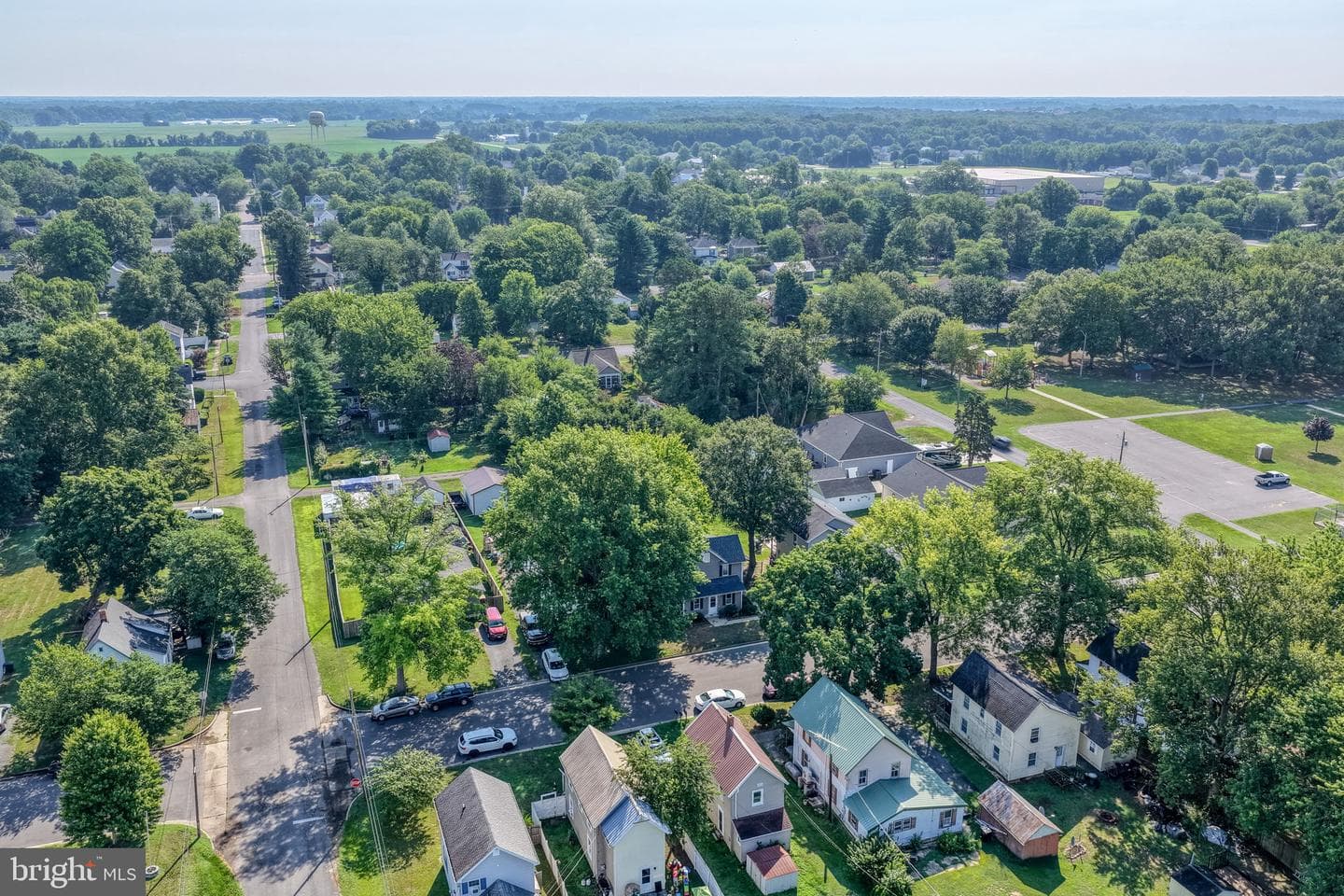 306 Caroline Avenue photo 3