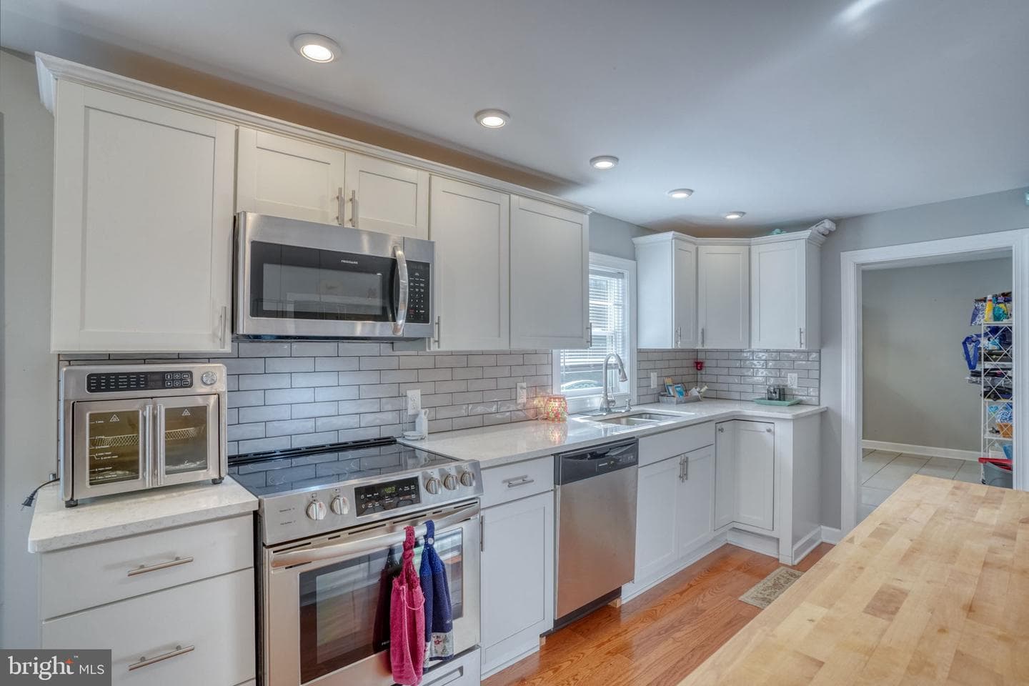 306 Caroline Avenue photo 35