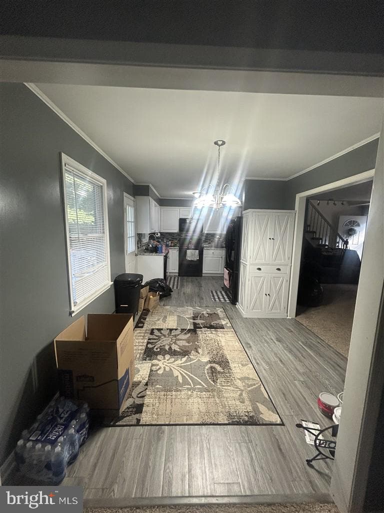 2691 Lorraine Avenue photo 8